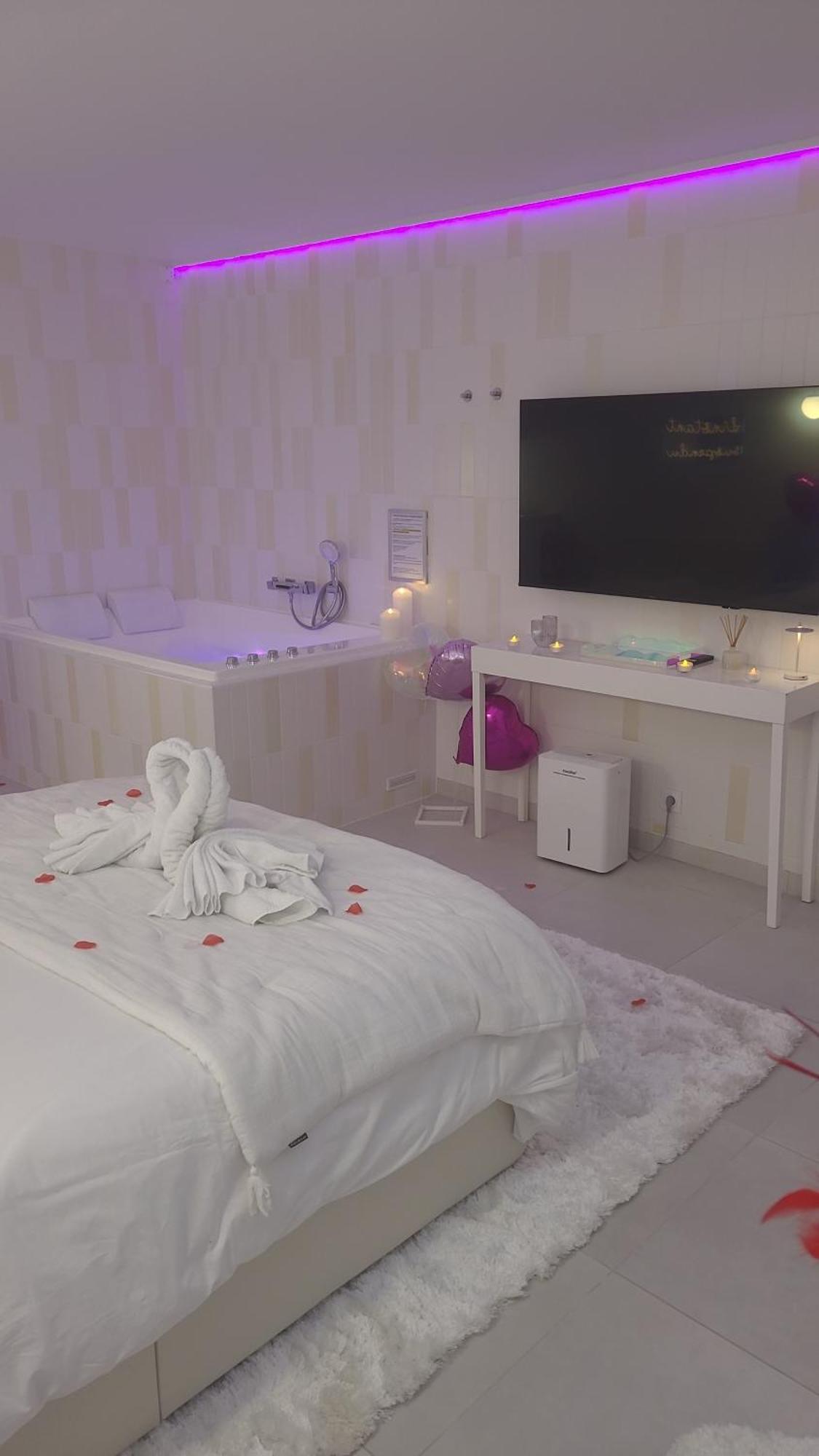 Love Room A 30 Mn Des Plages Et De Vannes Questembert Exterior photo